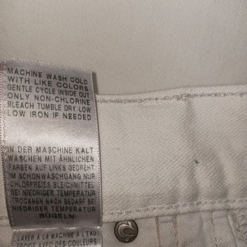 True Religion RICKY Shorts - Picture 6 of 7